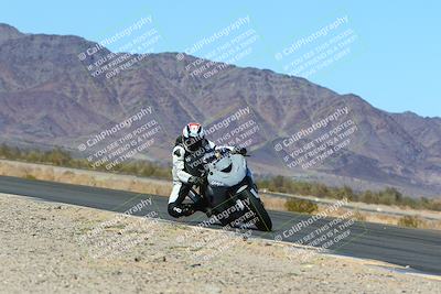 media/Mar-12-2022-SoCal Trackdays (Sat) [[152081554b]]/Turn 14 Inside (155pm)/